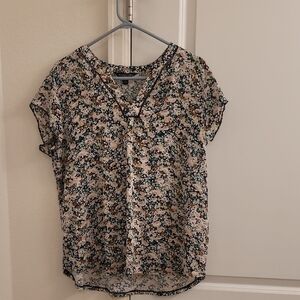 41 Hawthorn Black and Cream Floral Blouse